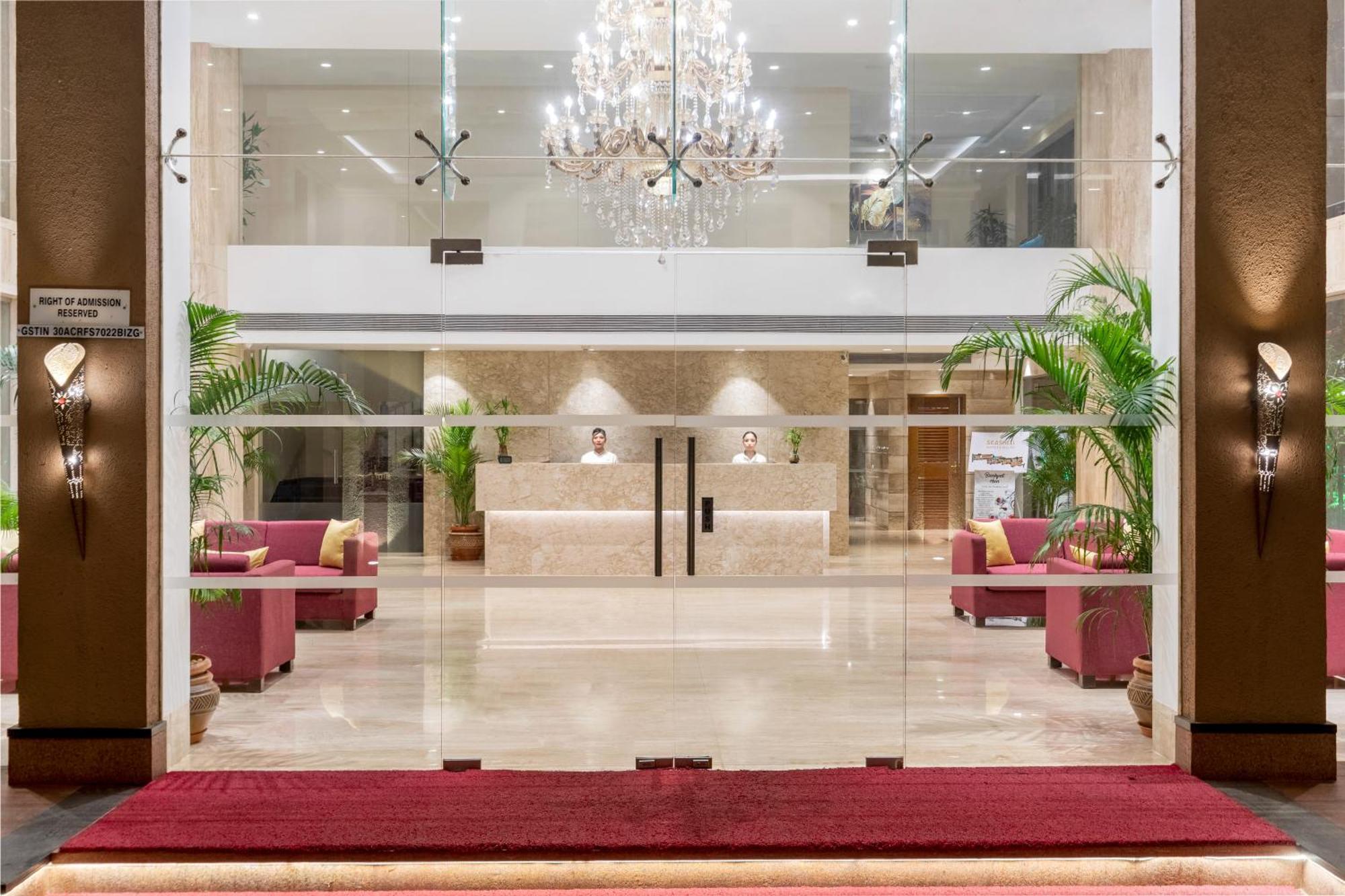Seashell Suites And Villas- Candolim Goa Zewnętrze zdjęcie