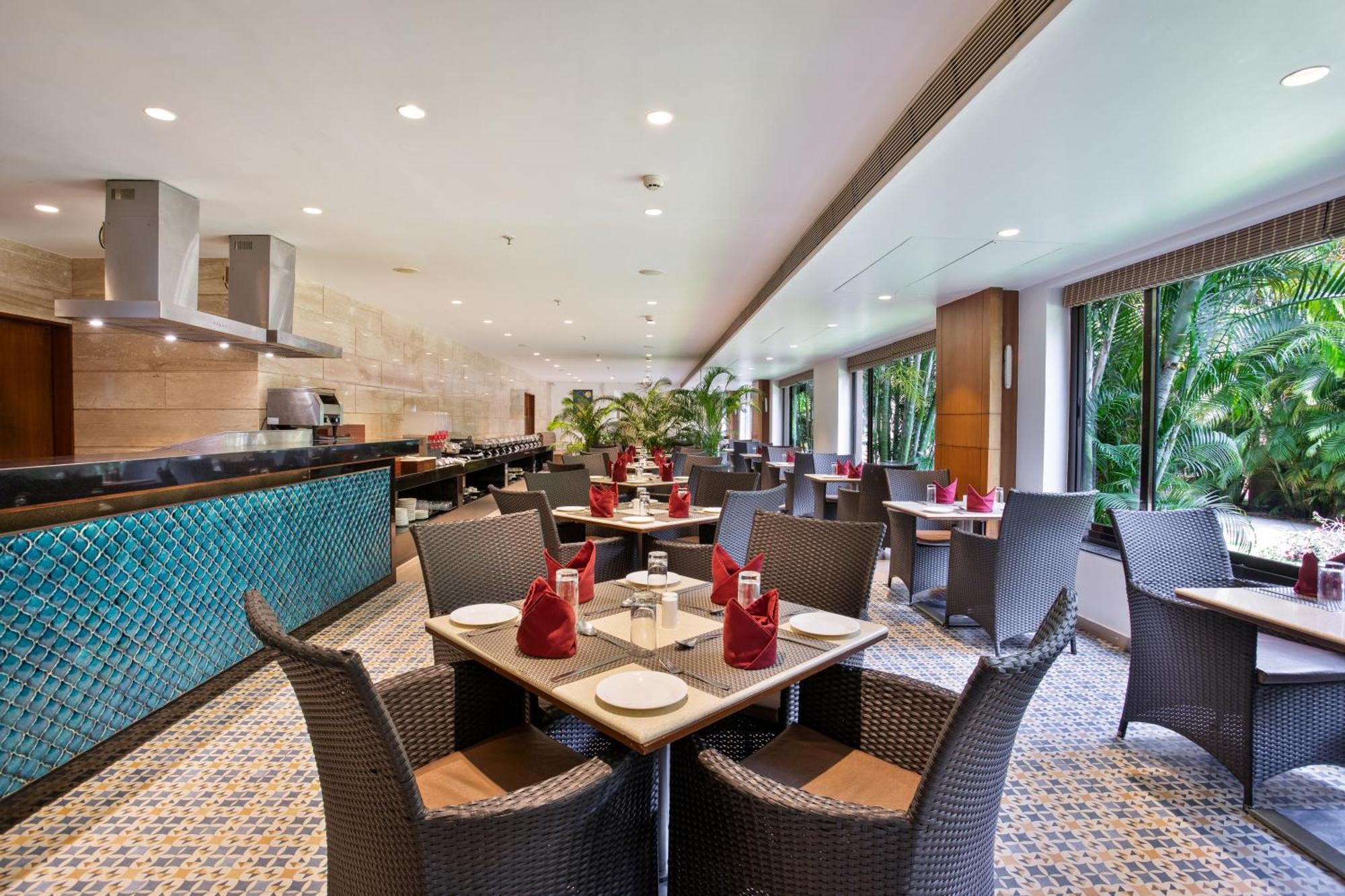 Seashell Suites And Villas- Candolim Goa Zewnętrze zdjęcie
